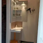 Alojamento de Acomodação e Pequeno-almoço Le Manoir Aux Douves 3*