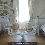 Alojamento de Acomodação e Pequeno-almoço Le Manoir Aux Douves Bazoges-en-Paillers