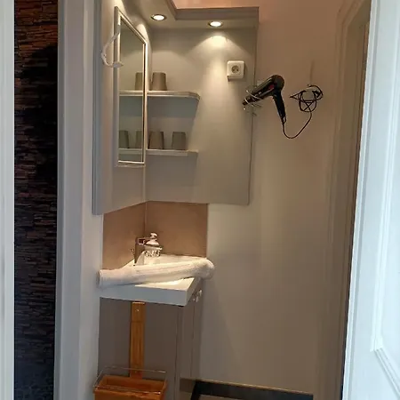 Frühstückspension Le Manoir Aux Douves 3*